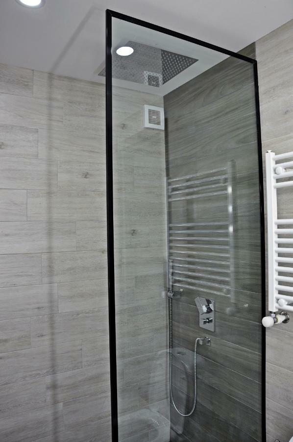 Luxury 4-Bedroom Apartment In The Center Tbilisi Exterior foto