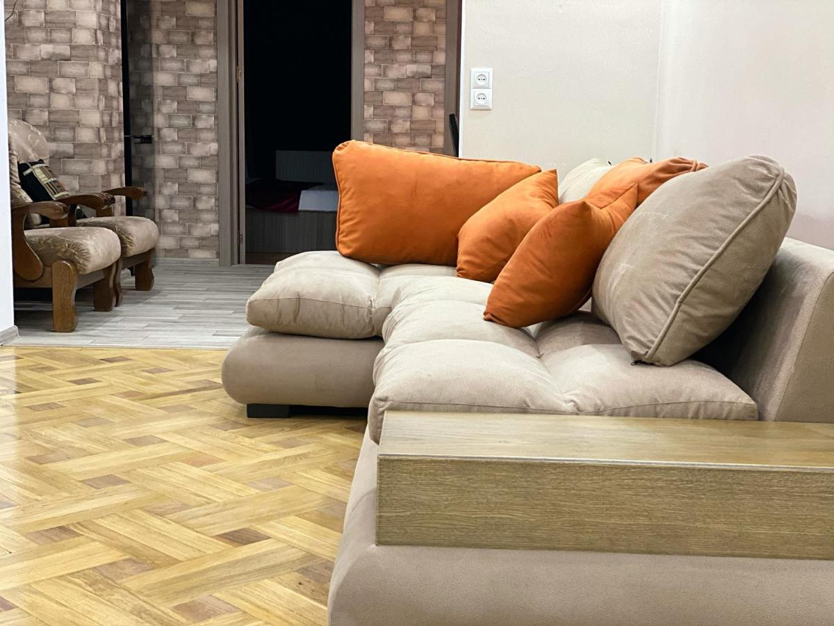 Luxury 4-Bedroom Apartment In The Center Tbilisi Exterior foto